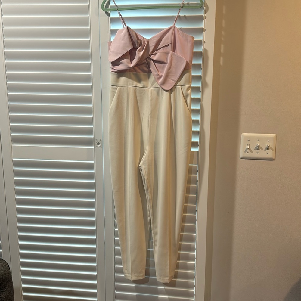 Adorable EXPRESS pastel pink and cream jumpsuit. SIZE M